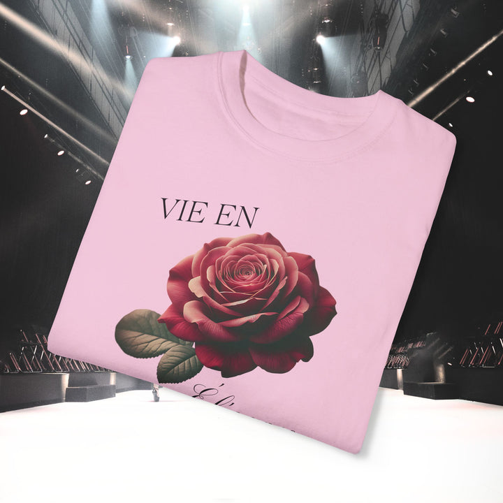 LIFE IN ELEGANCE T-SHIRT