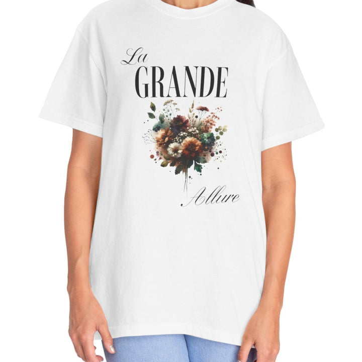 THE GRAND ELEGANCE T-SHIRT