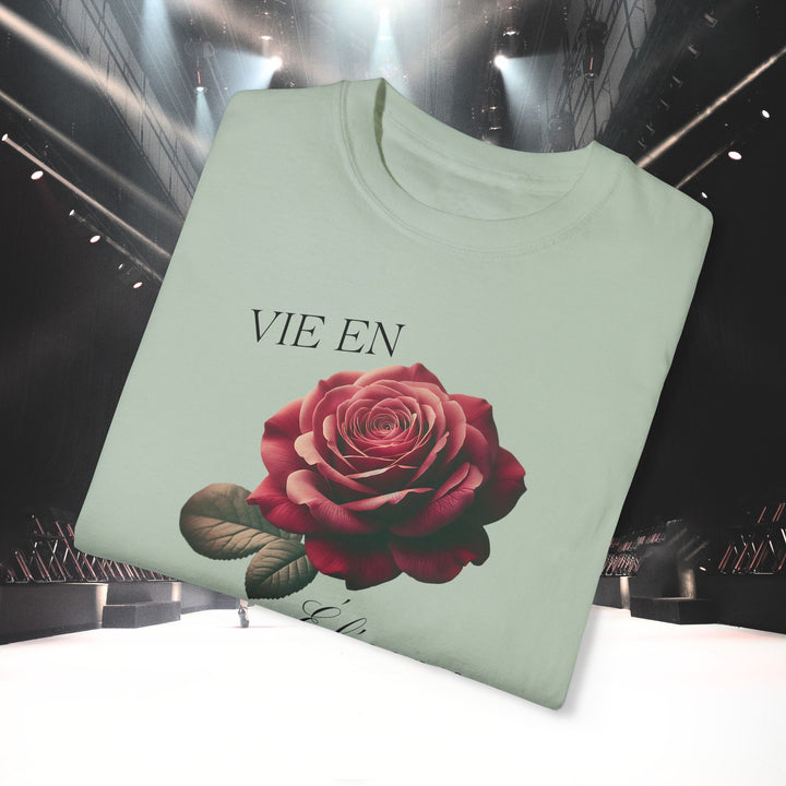 LIFE IN ELEGANCE T-SHIRT
