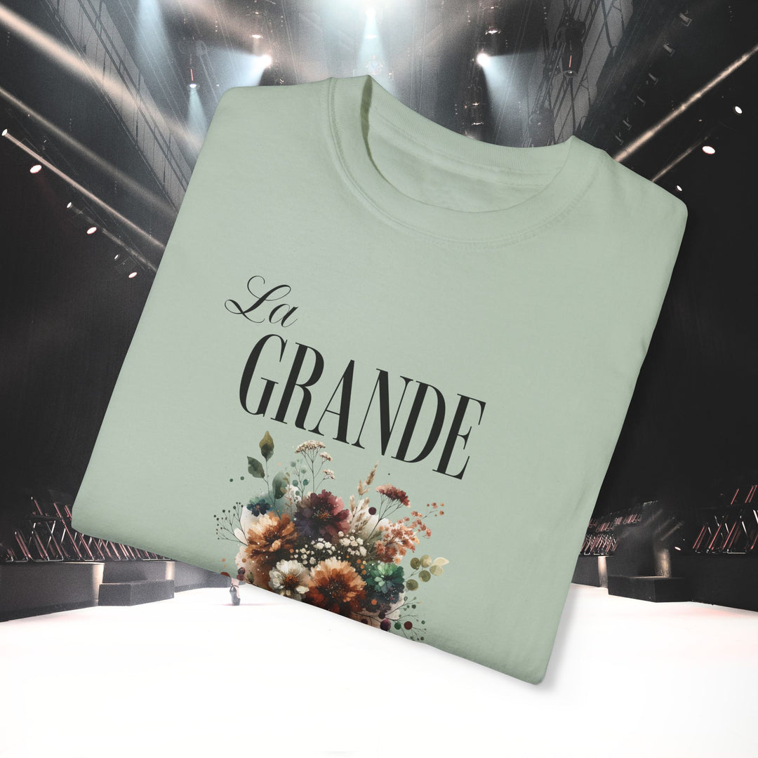 THE GRAND ELEGANCE T-SHIRT
