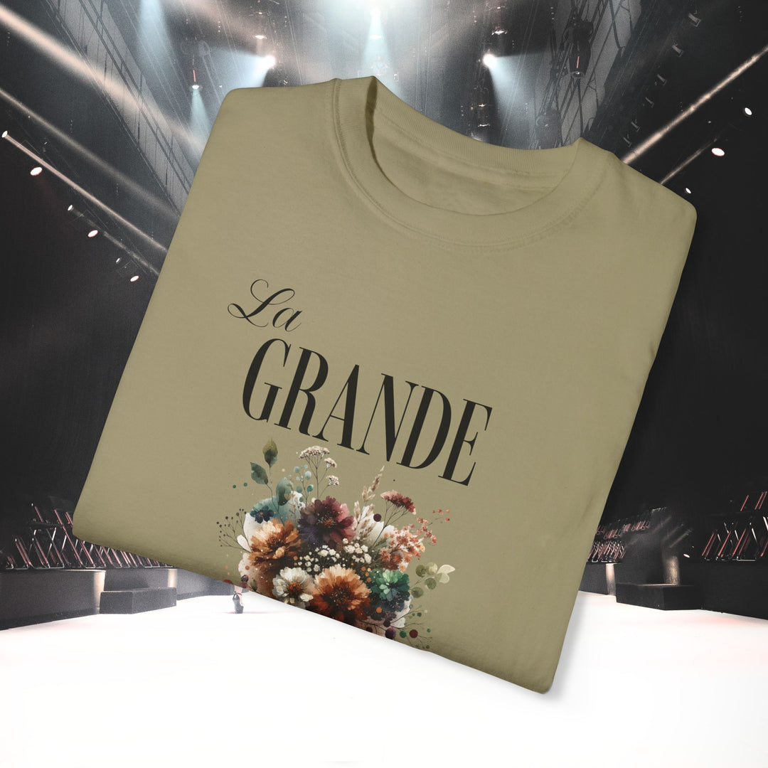 THE GRAND ELEGANCE T-SHIRT